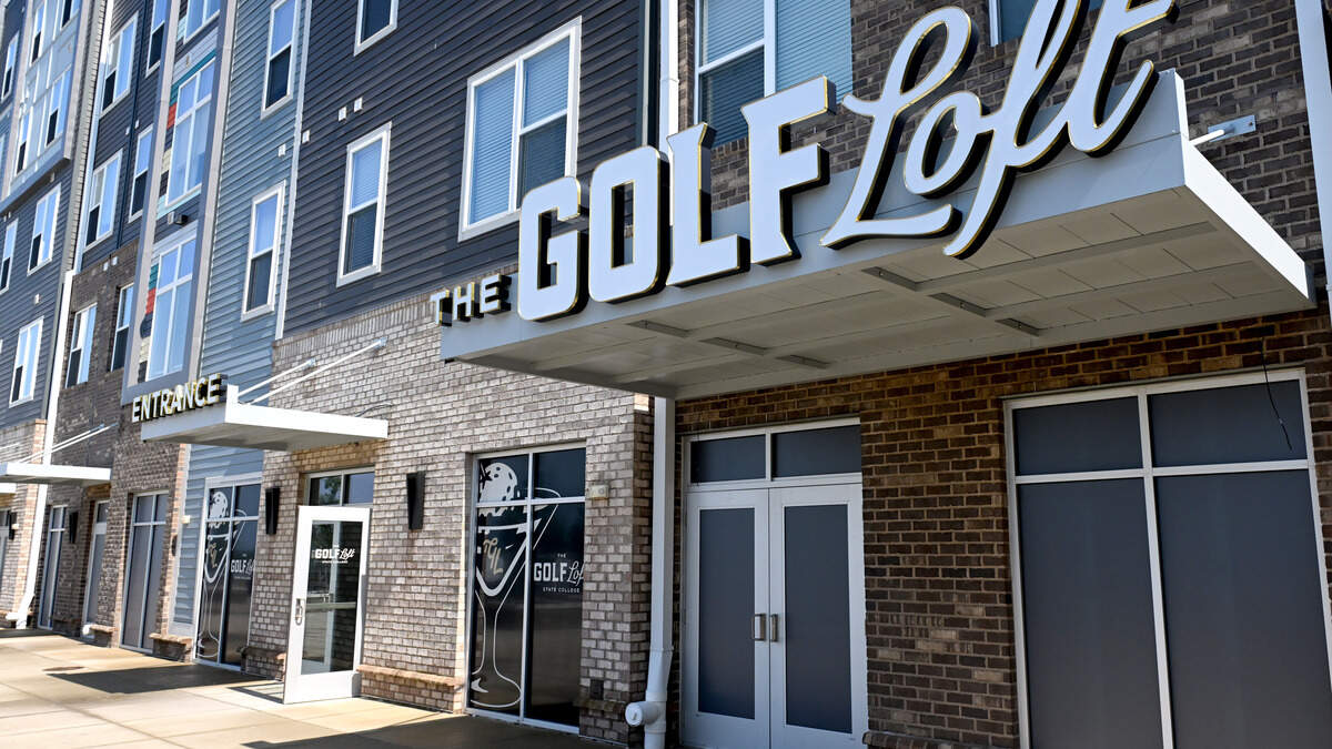 Early look at The Golf Loft indoor golf facility & restaurant