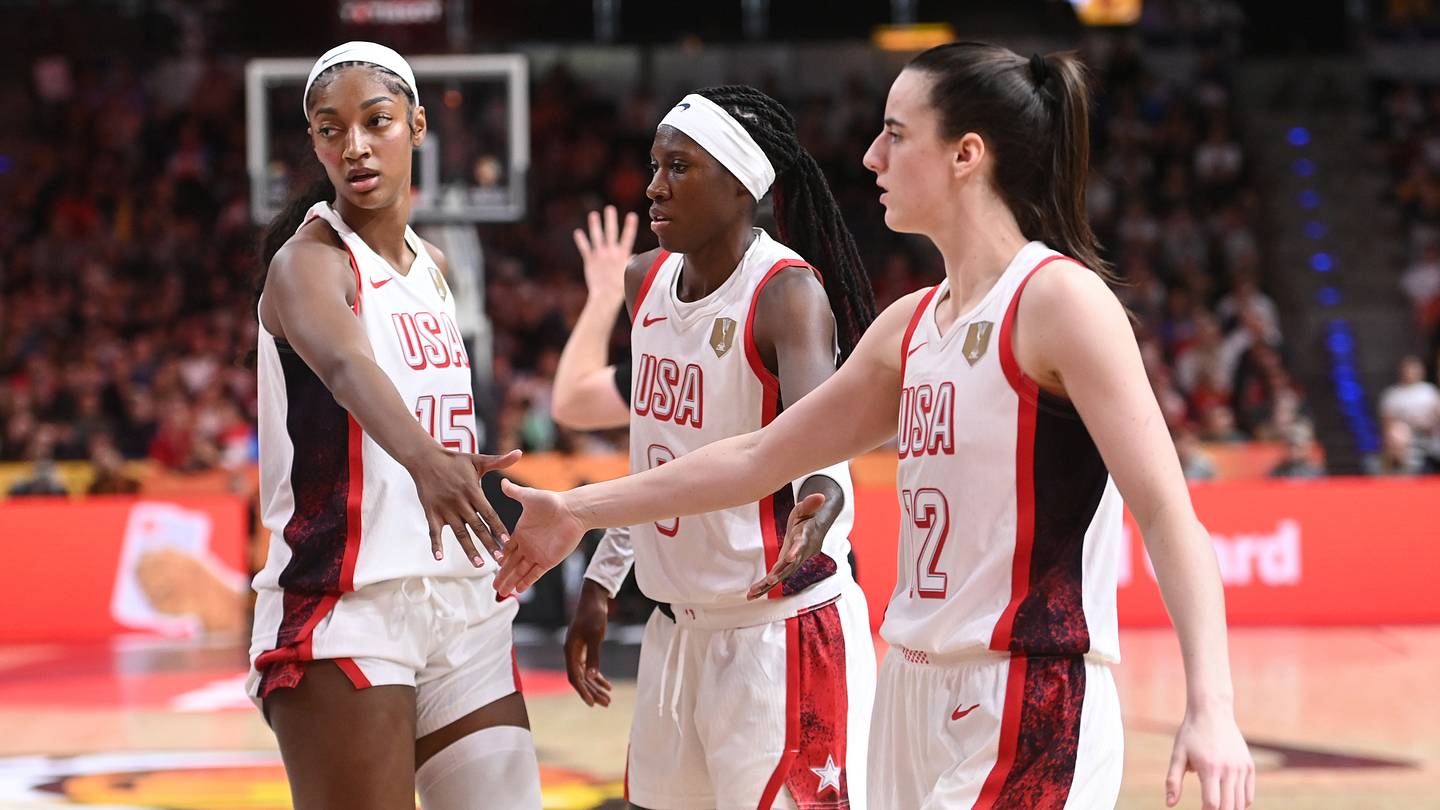 Jonquel Jones, Hind Ben Abdelkader