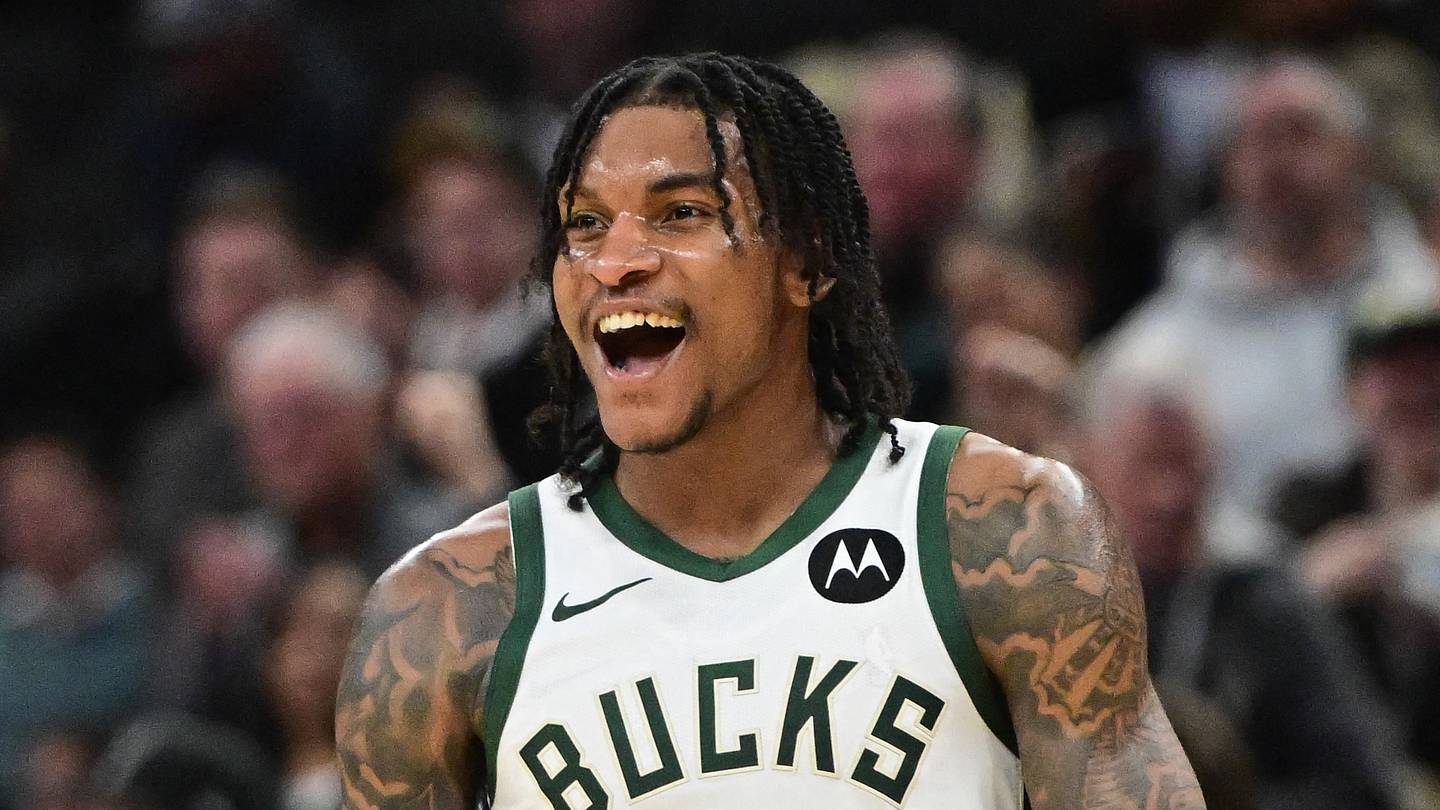 Milwaukee Bucks guard Kevin Porter (7) reacts after leading the  Bucks to a win over the Miami Heat at Fiserv Forum on February 24, 2026.
