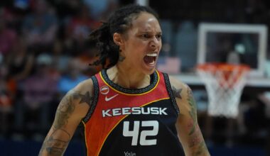 Golden State Valkyries center Kiah Stokes