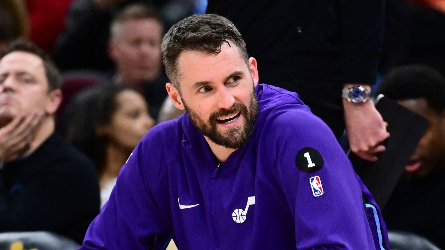 Jan 12, 2026; Cleveland, Ohio, USA; Utah Jazz forward Kevin Love (42) reacts against the Cleveland Cavaliers during the second half at Rocket Arena. Mandatory Credit: Ken Blaze-Imagn Images