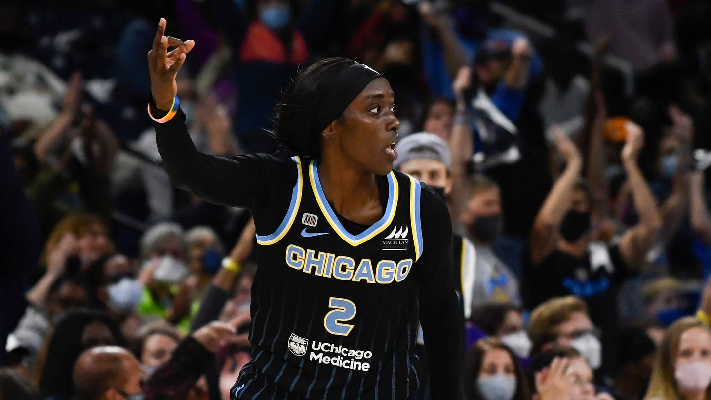 Phoenix Mercury forward Alyssa Thomas (25)
