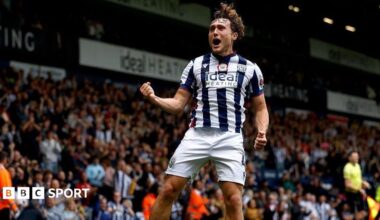 Championship LIVE: Text commentary and score updates from 10 games