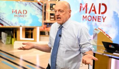 Jim Cramer on AI backlash and market risk