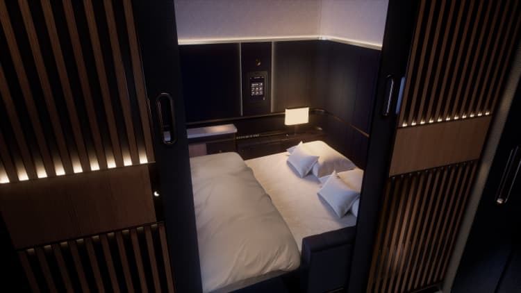 Why airlines demand for first-class seats delayed Boeing and Airbus production