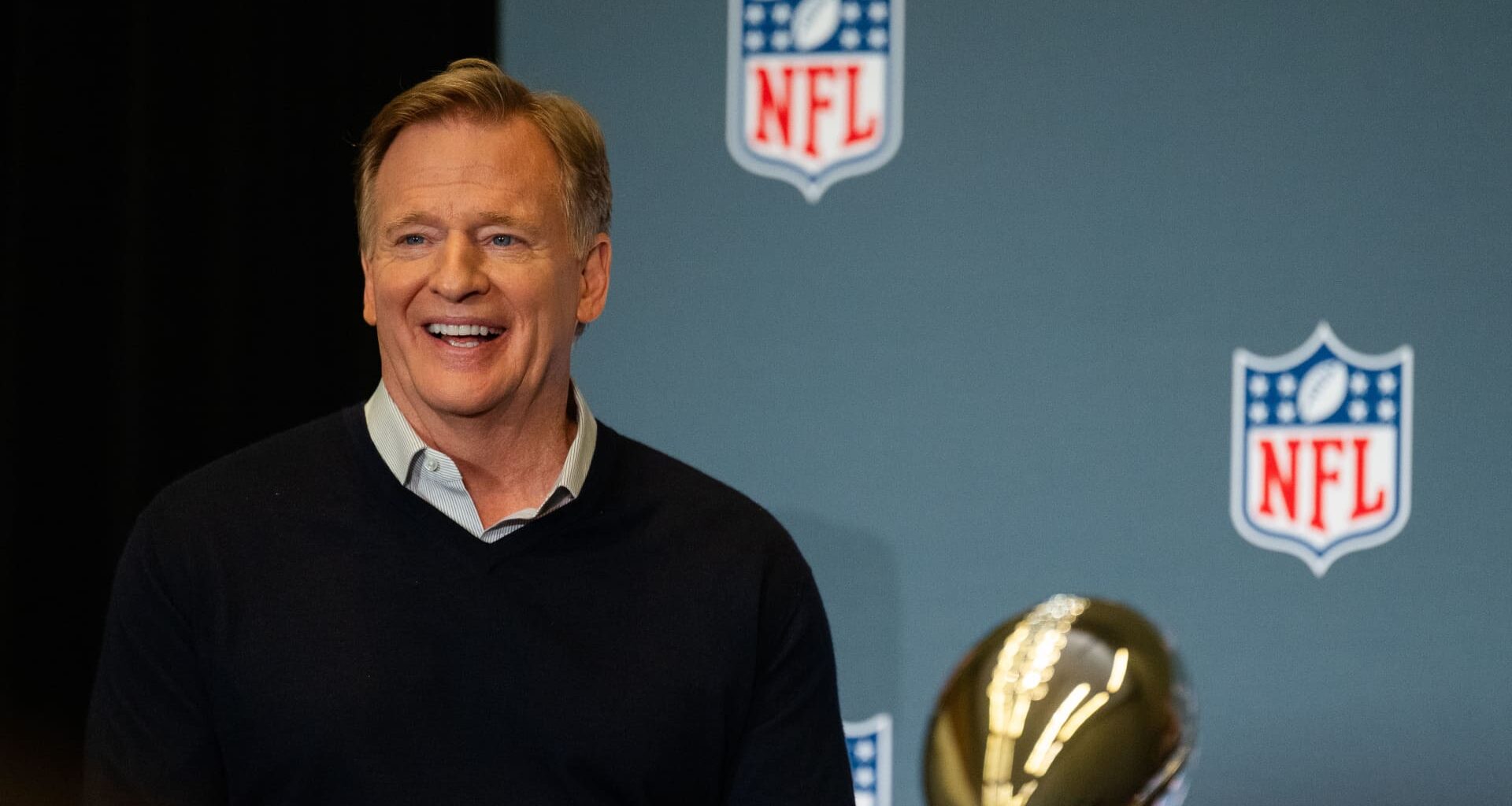 NFL's Rams and 49ers head to Australia in international expansion