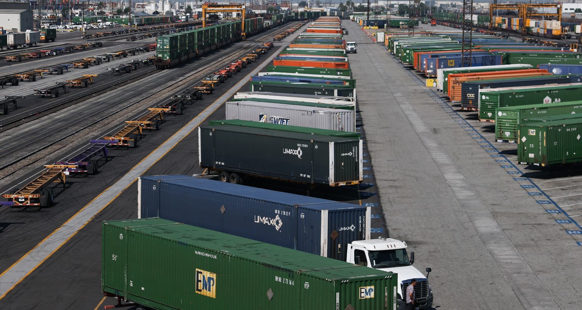 Transport companies sound alarm on skyrocketing fuel prices amid Iran war
