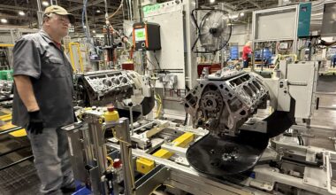 Chevy Silverado, GMC Sierra: GM touts new V8 engines in new truck wars