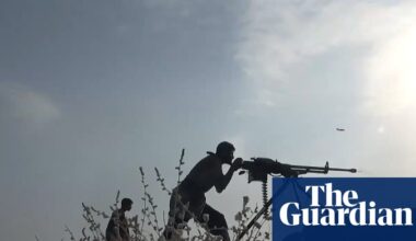 US opts not to back Saudi Arabia in Yemen after meeting Houthi leaders | Yemen