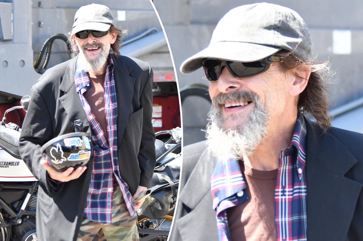 Iconic '80s star Judd Nelson looks nearly unrecognizable in rare sighting