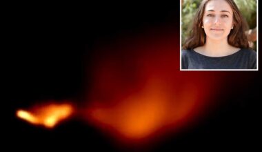 Caltech astronomers record black hole spewing jet toward earth