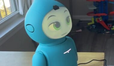 A Modern Problem: When Kids' AI Playmates 'Die'