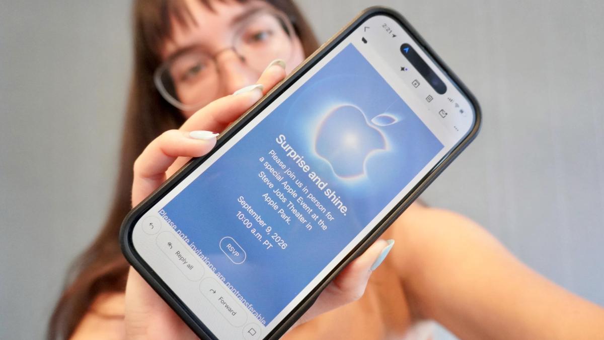 Apple Rise and Shine Event Invite