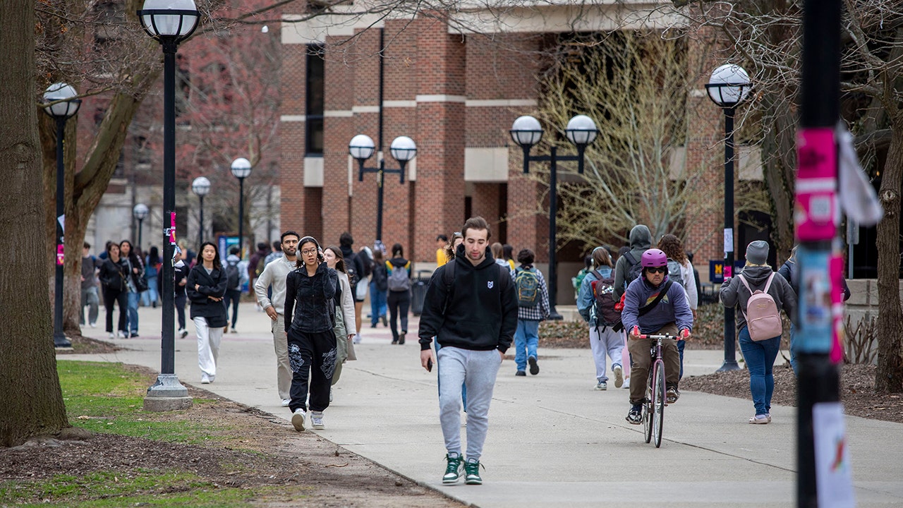 University of Michigan hides 2027 freshman grades to ease mental health