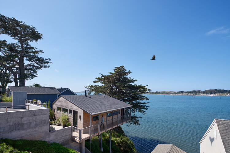 Mr. Fool Moves a Mountain / Schwartz and Architecture - Exterior Photography, Coast