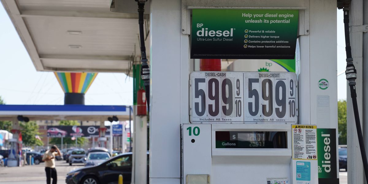 'Can't Message That Away': GOP Frets as Trump Administration Desperately Spins Record-High Diesel Prices