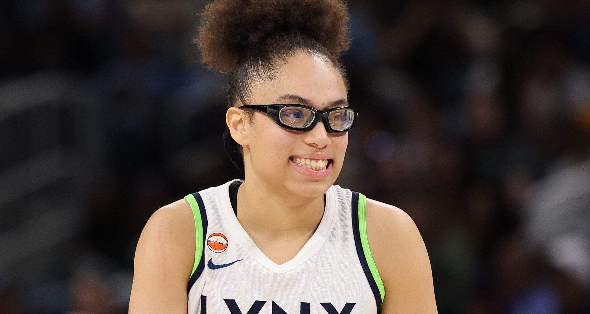 Derrick Rose Reveals Olivia Miles’ Trait He Wants His Son to Learn