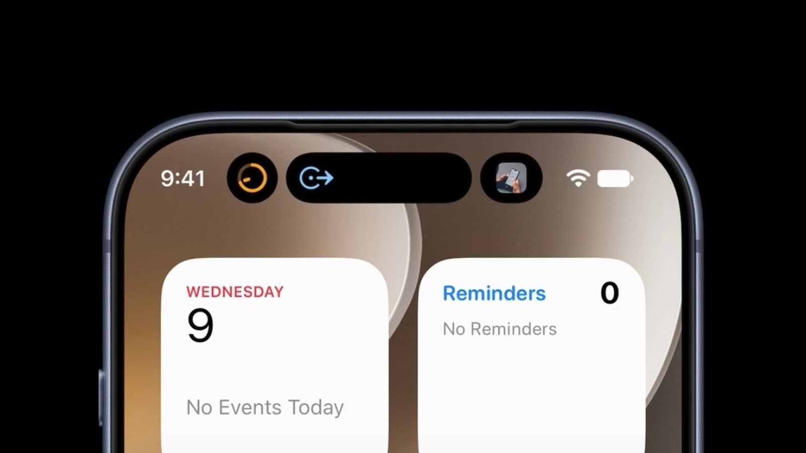Leaked Video Shows iPhone 18 Pro's 3-in-1 Dynamic Island in Action