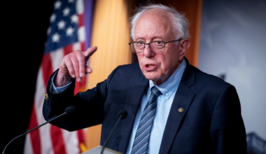 Bernie Sanders pushes 32-hour workweek amid warnings it hurts workers