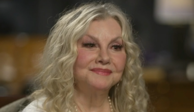 Stella Parton says her sister Dolly Parton was prepared and at peace when she died: "Knew where she was goin'"