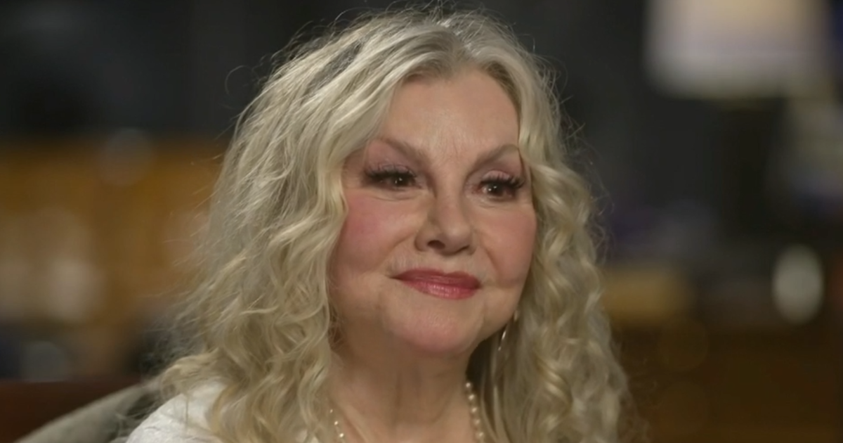 Stella Parton says her sister Dolly Parton was prepared and at peace when she died: "Knew where she was goin'"