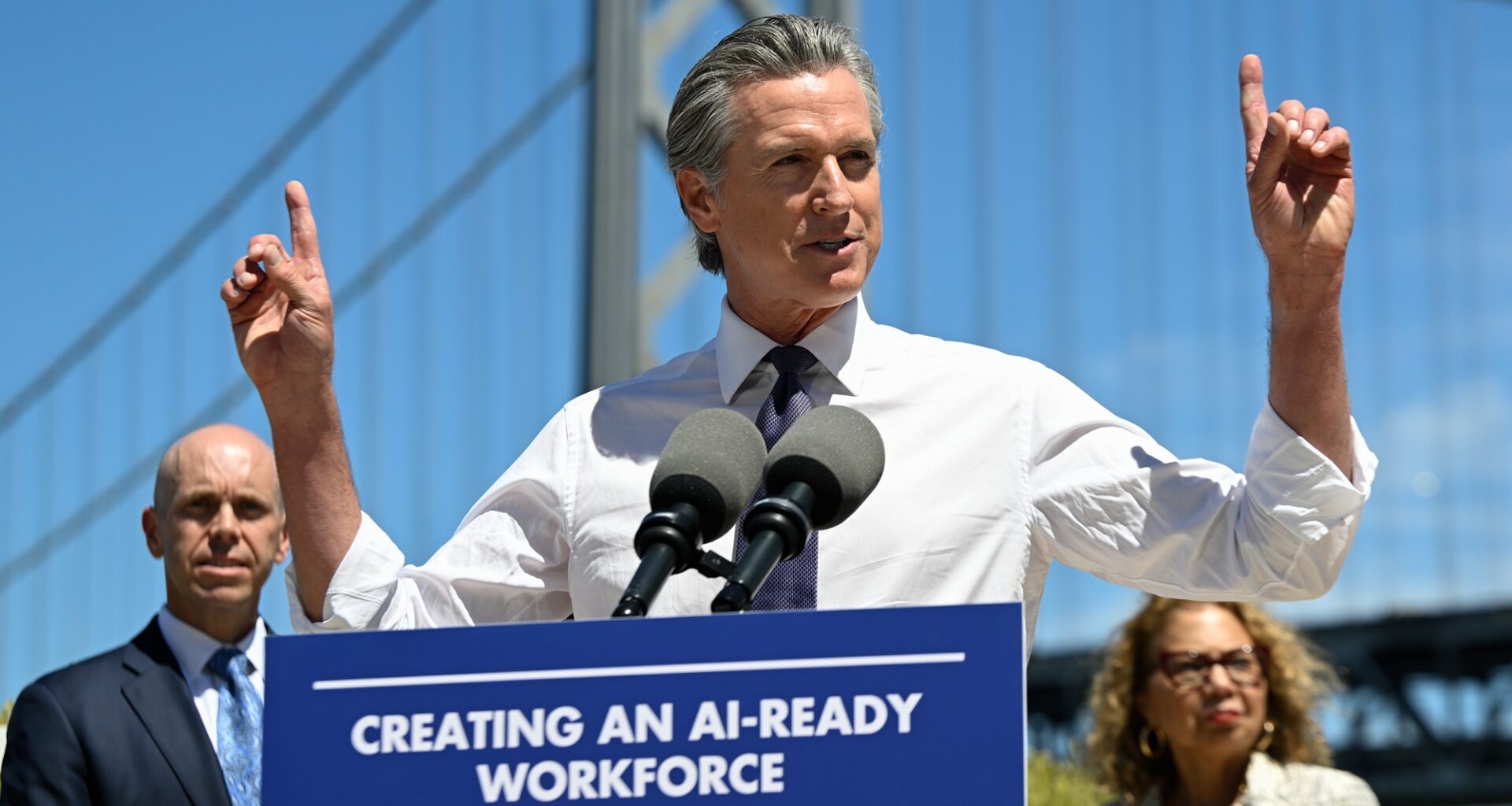 Gov. Newsom Signs Sweeping New Rules for Online Child Safety 