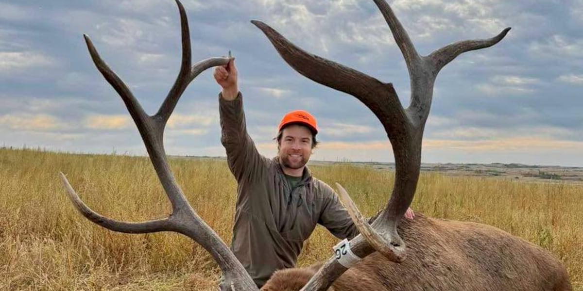 Fargo hunter harvests bull elk in unit E3