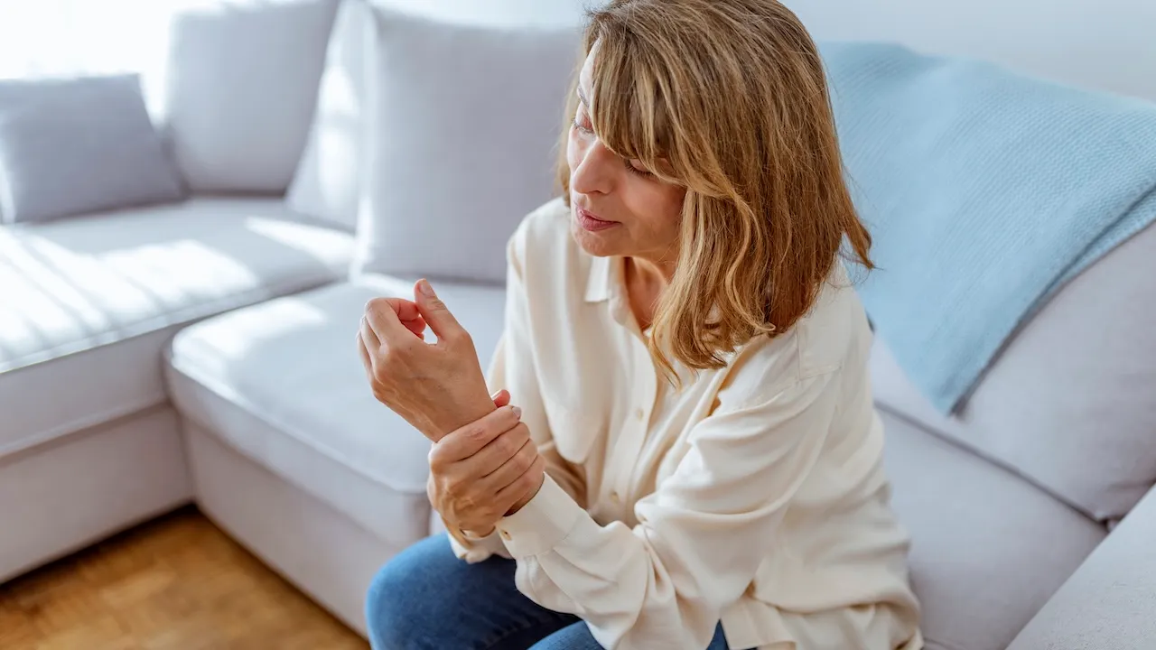 Osteoporosis drugs linked to lower Alzheimer's disease and dementia risk