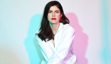 Alexandra Daddario posts vacation bikini photos after Andrew Form split