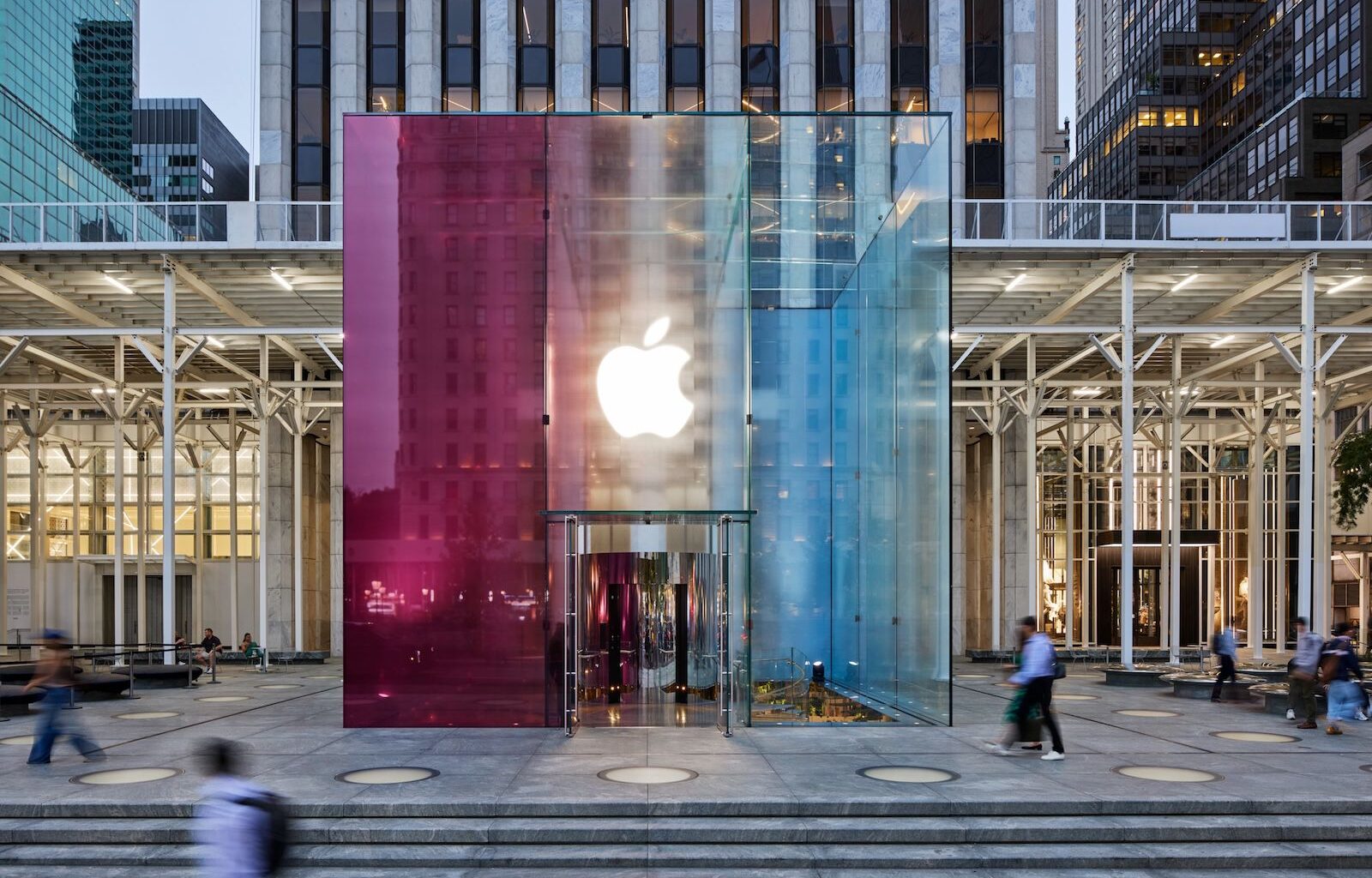 Apple CEO John Ternus Teases iPhone 18 Pro Launch Day
