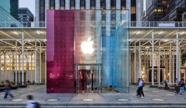 Apple CEO John Ternus Teases iPhone 18 Pro Launch Day