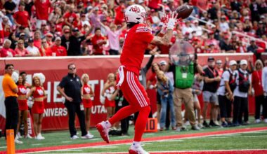 Braden Pegan hauls in 2 TDs against former team as No. 17 Utah shuts out Utah State
