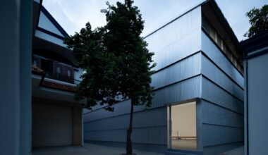 Phan Chau Trinh Sports Hall / scale50