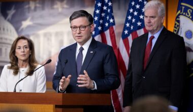 'AI godfather' warns Congress has a year max to act on AI superintelligence