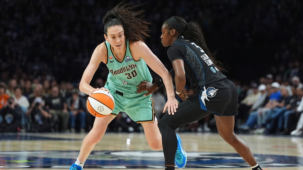 Breanna Stewart's 9-year no-tech streak snapped in the Liberty's loss to Atlanta