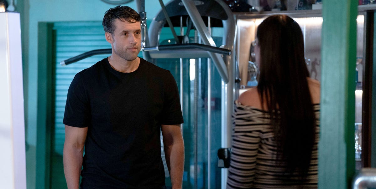 EastEnders airs last-minute change for Mark Fowler in early iPlayer release