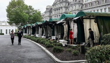 Judge orders Trump administration to restore journalists' access to White House