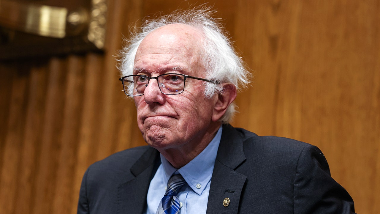 Bernie Sanders presses FDA nominee on healthcare as a human right