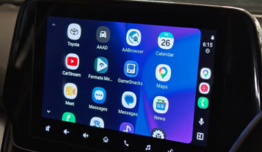 Various third-party apps on Android Auto's headset