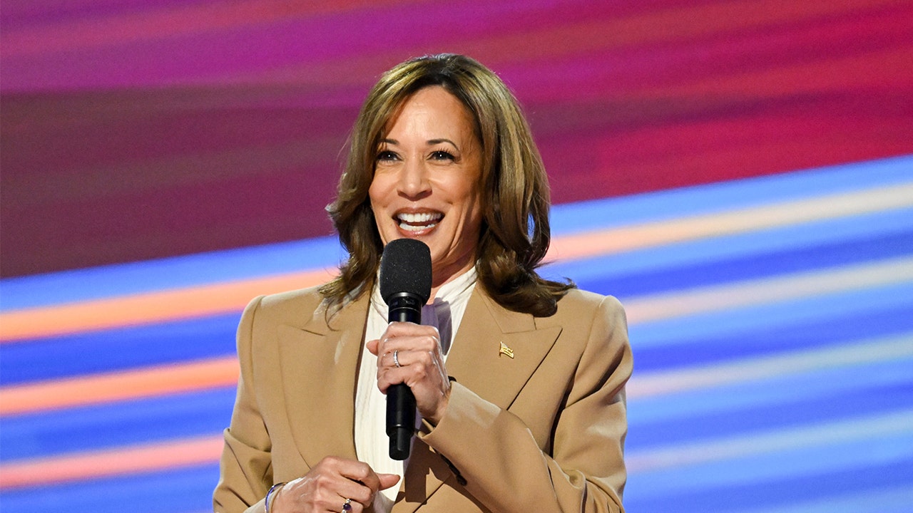 Kamala Harris uses flower analogy to explain social media algorithms