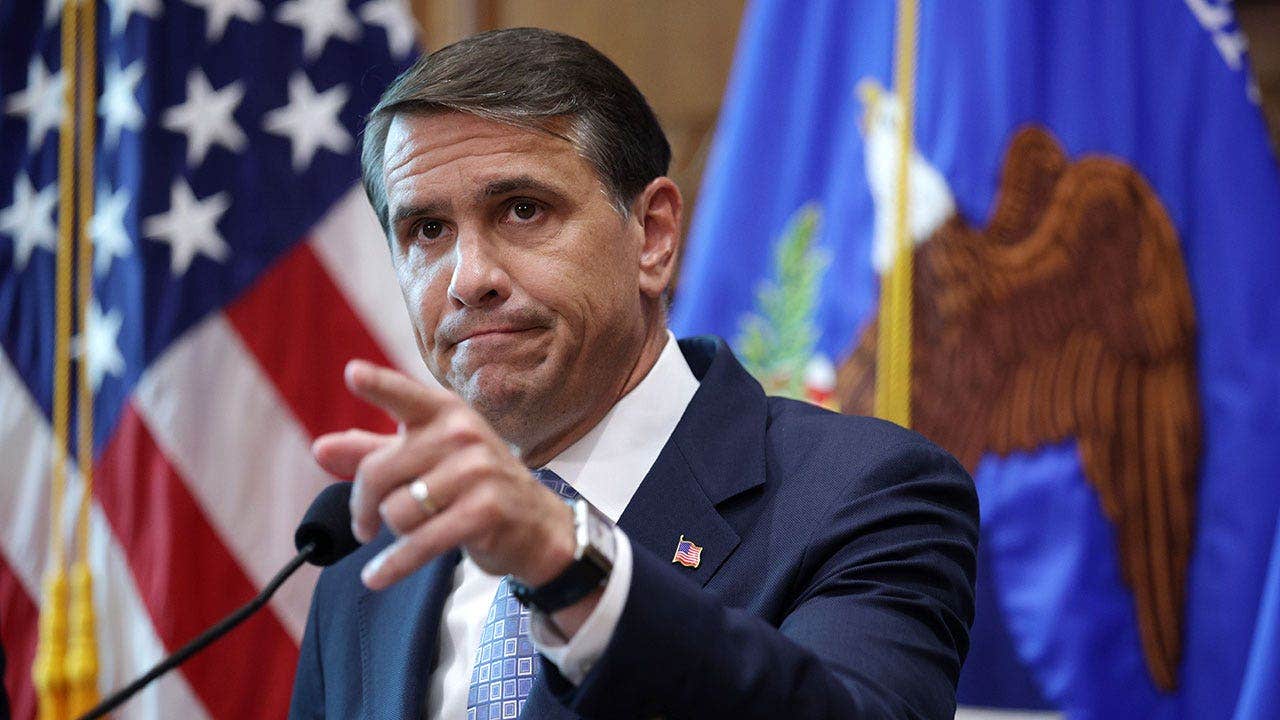 AG Todd Blanche rejects new AI regulation after security incidents
