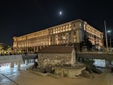 Low-light comparison, main camera (1x): Pixel 11 Pro XL - 24mm, f/1.7, ISO 179, 1/25s (4080x3064px) - Google Pixel 11 Pro vs. Pixel 11 Pro XL