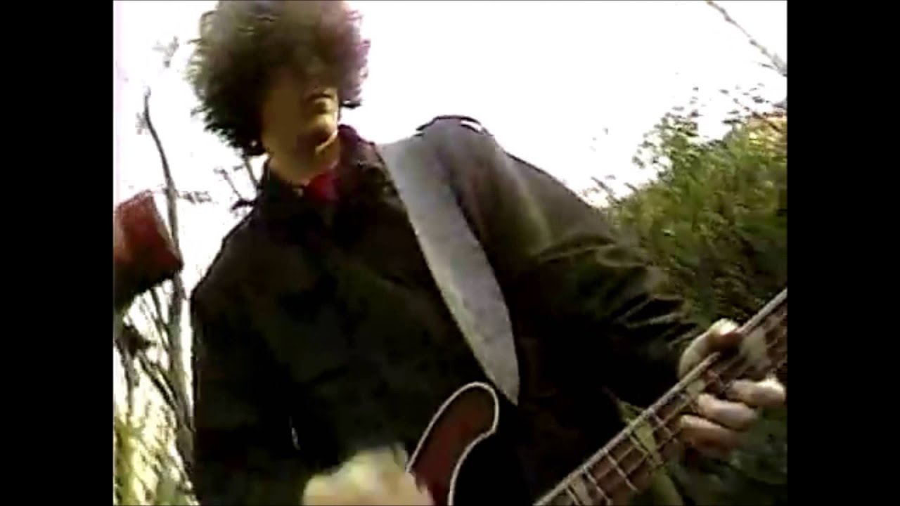 Dinosaur Jr - Freak Scene - YouTube