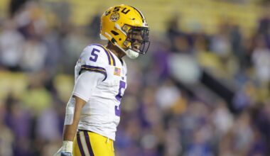 Jayden Daniels Trolled by Young Fan With 'College GameDay' Sign After No. 5 LSU Jersey Saga