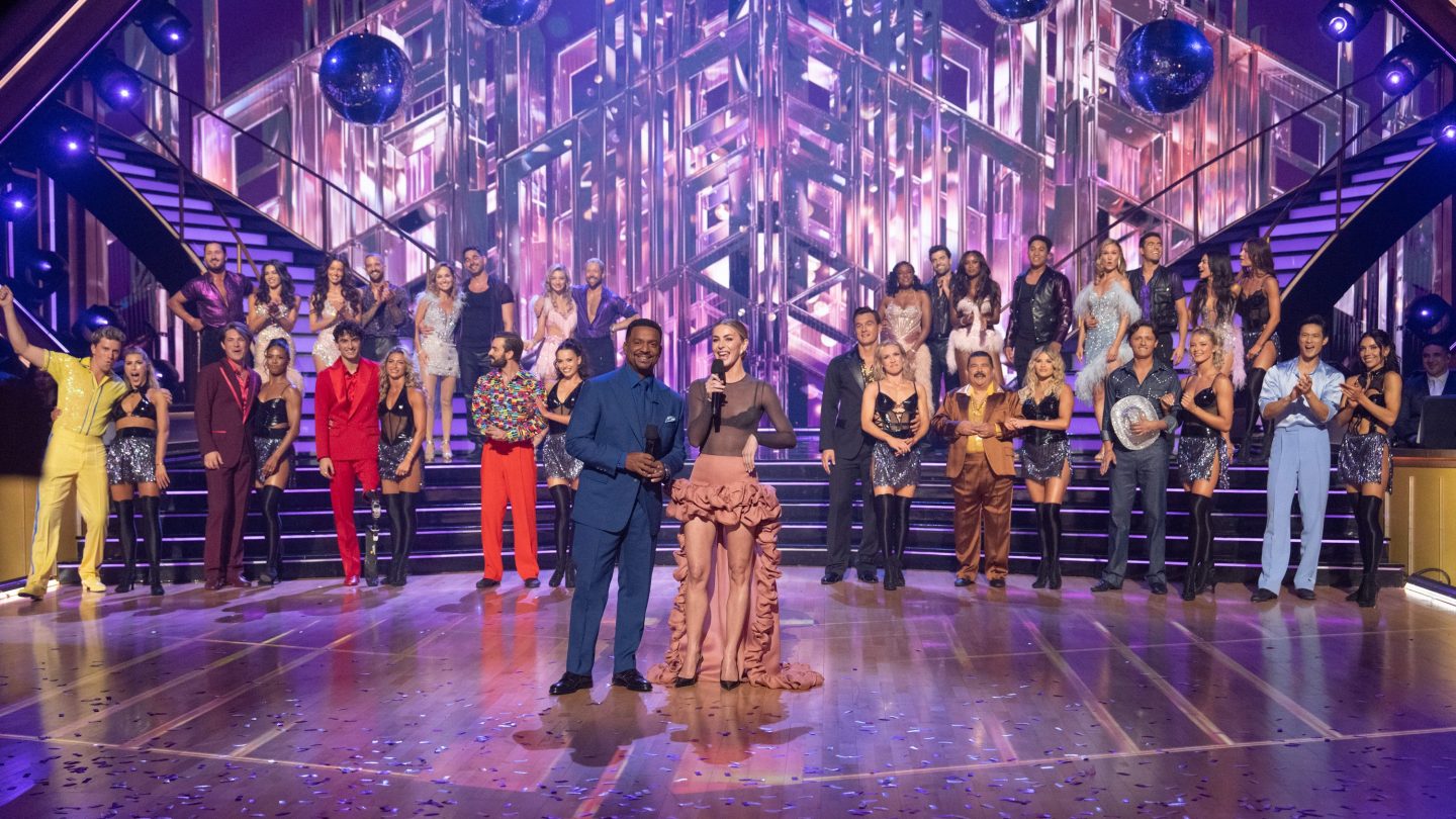 DWTS Season 35 Premiere Night 1 Male Celebs: All Scores, Elimination