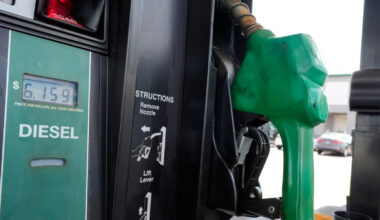 Skyrocketing diesel prices rattle Republicans as midterms approach