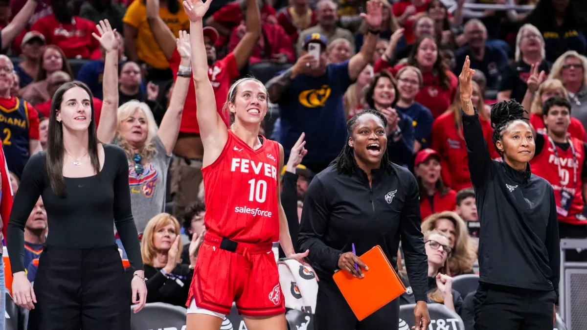 Indiana Fever coach announces joyful family news during WNBA break image