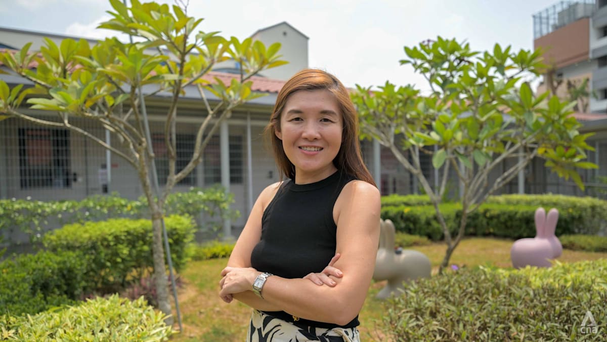 'I receive way more than I've given': The psychologist helping teenage girls through trauma others may not see