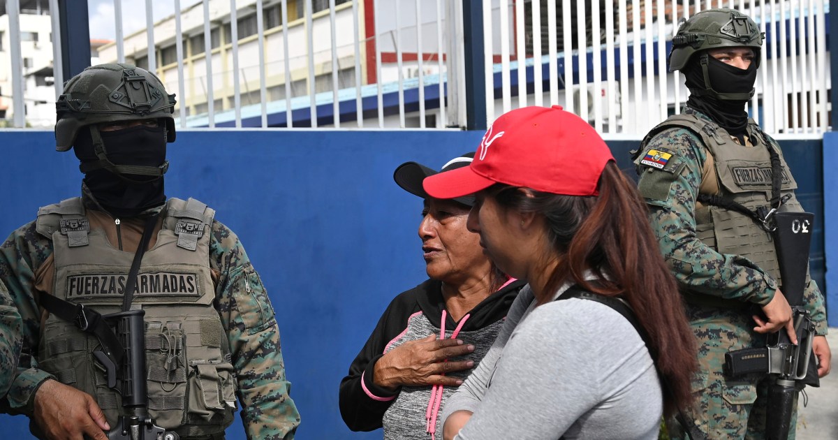 U.S. sinks an Ecuadorian boat in the Pacific it alleges is tied to drug trafficking