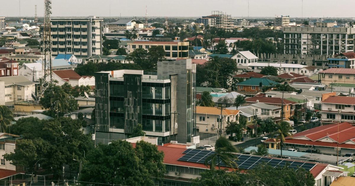 Cubans and Afghans deported from US arrive in Guyana